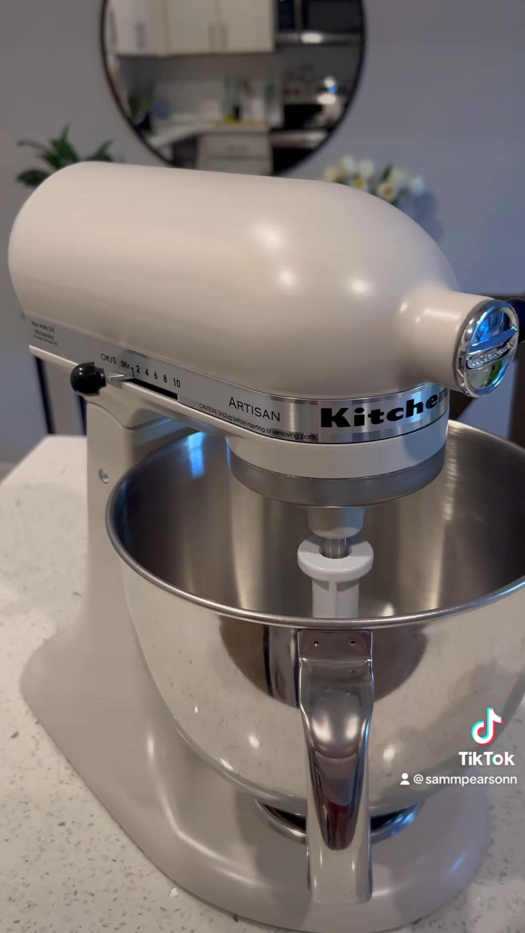 kitchenaid mixer 🤍

#LTKhome #LTKFind #LTKGiftGuide