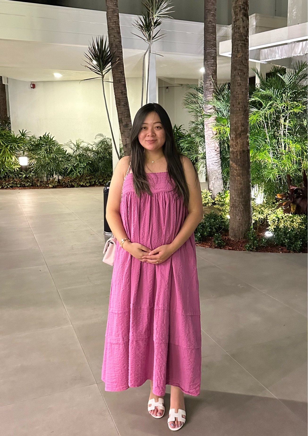 pink flowy dress as maternity dress🌸
Pink chanel caviar classic flap
White oasis sandal (or you could also check out the white oran sandals)


#LTKbeauty #LTKstyletip #LTKGiftGuide