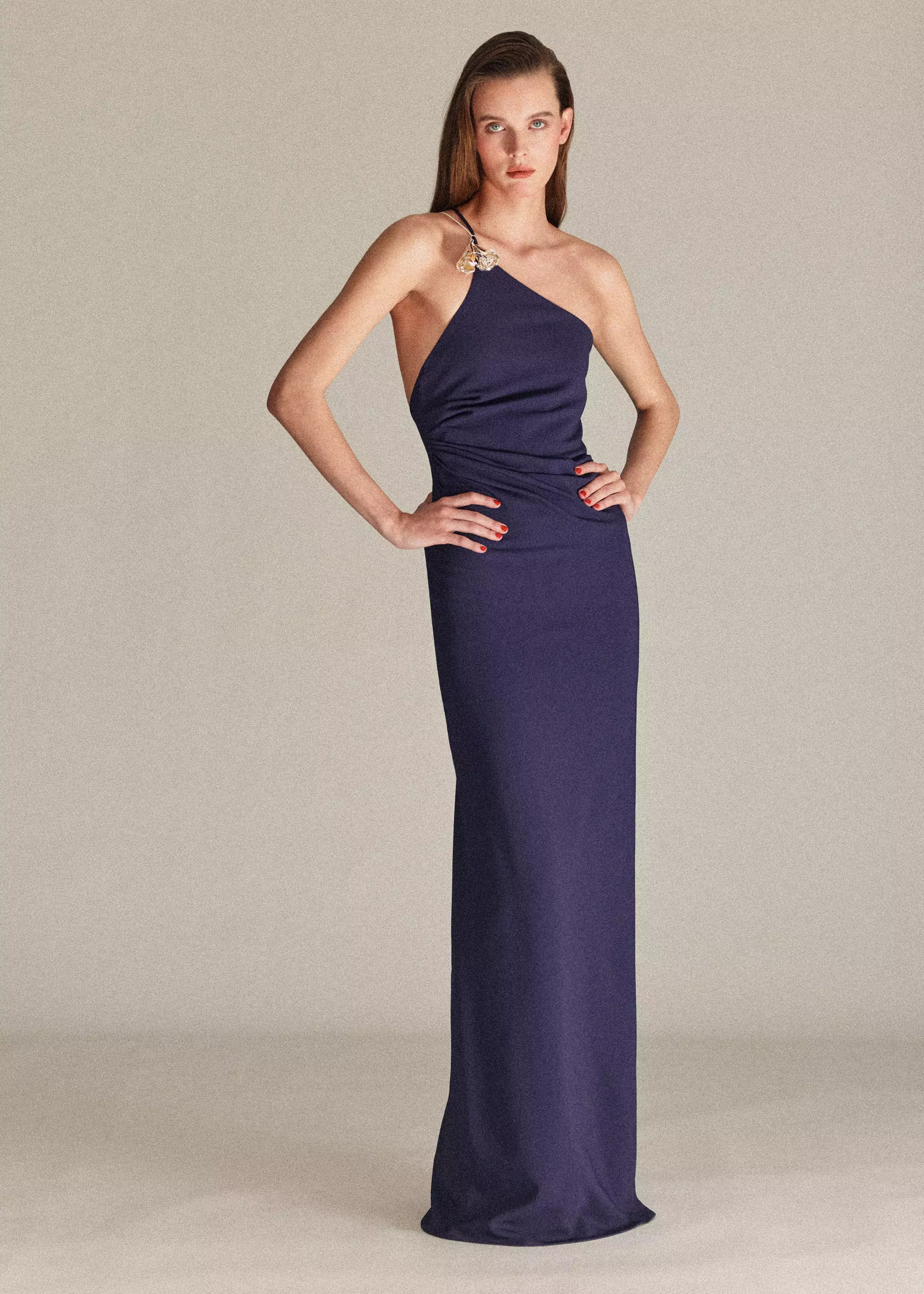 US$ 430.00 | Mango (US/MX/AU)