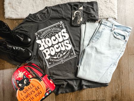 Hocus Pocus graphic tee outfit. Perfect for Disney or for trick or treating! 

Abercrombie, graphic tee, Loungefly, iPhone case, fall, Halloween 

#LTKHalloween #LTKSeasonal #LTKstyletip