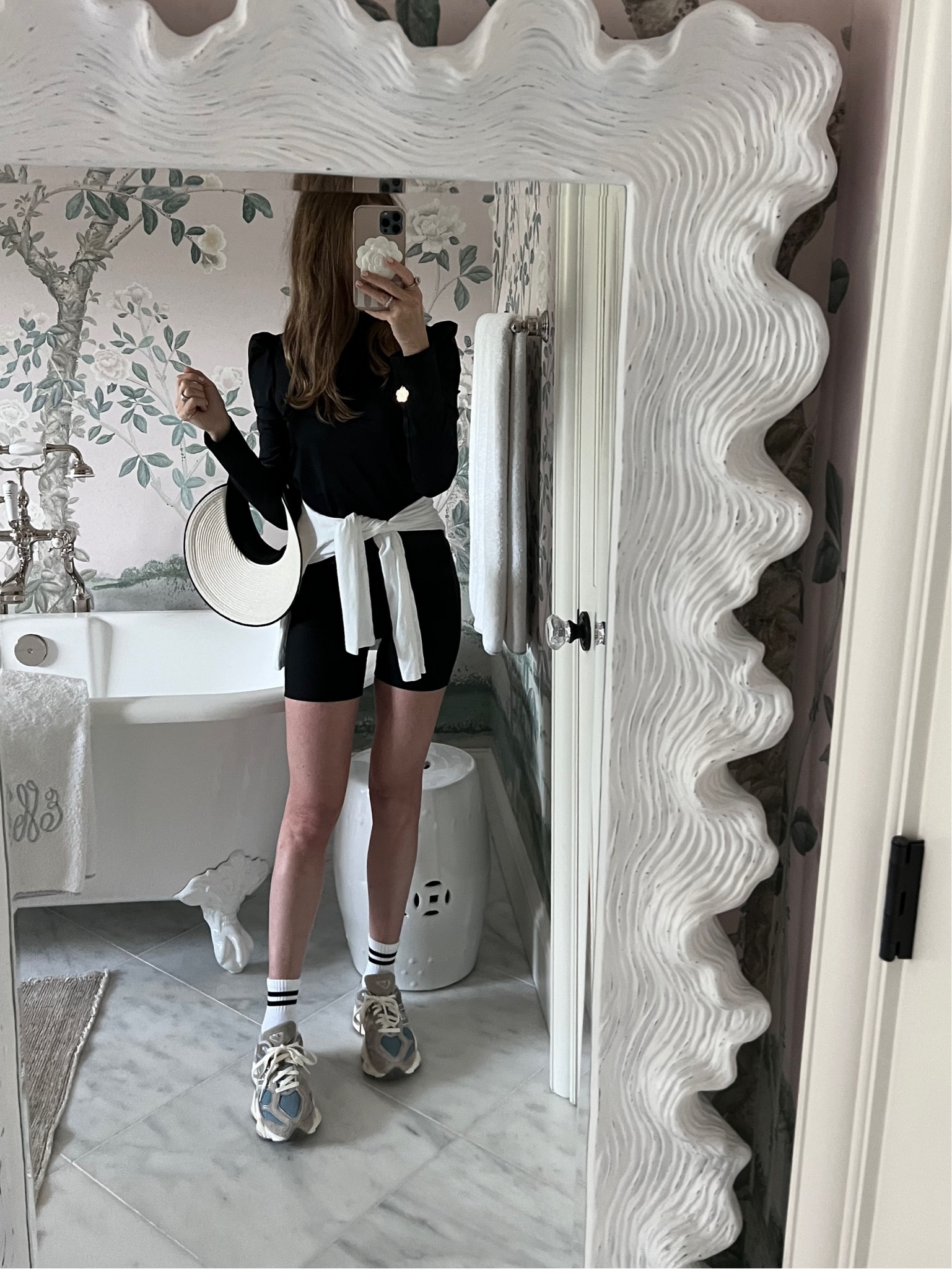 My exact sneakers in stock and will sell out! These fly and are so flattering. They’re listed in men’s sizes. Workout wear. Walk aesthetic. Women’s athletic wear  



#LTKfit #LTKstyletip #LTKSeasonal