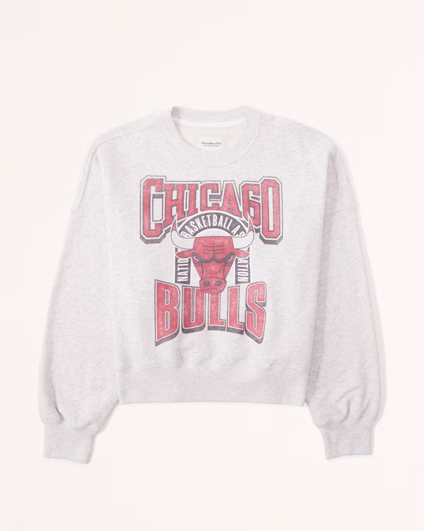 Women's Chicago Bulls Graphic Sunday Crew | Women's Tops | Abercrombie.com | Abercrombie &amp; Fitch (US)