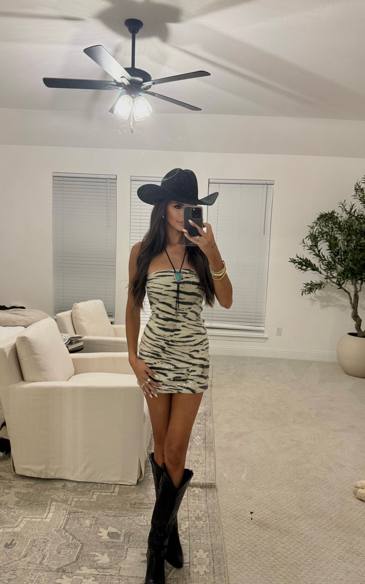 County Concert Vibes 🤠🐎💛 

#LTKU #LTKStyleTip #LTKFindsUnder100