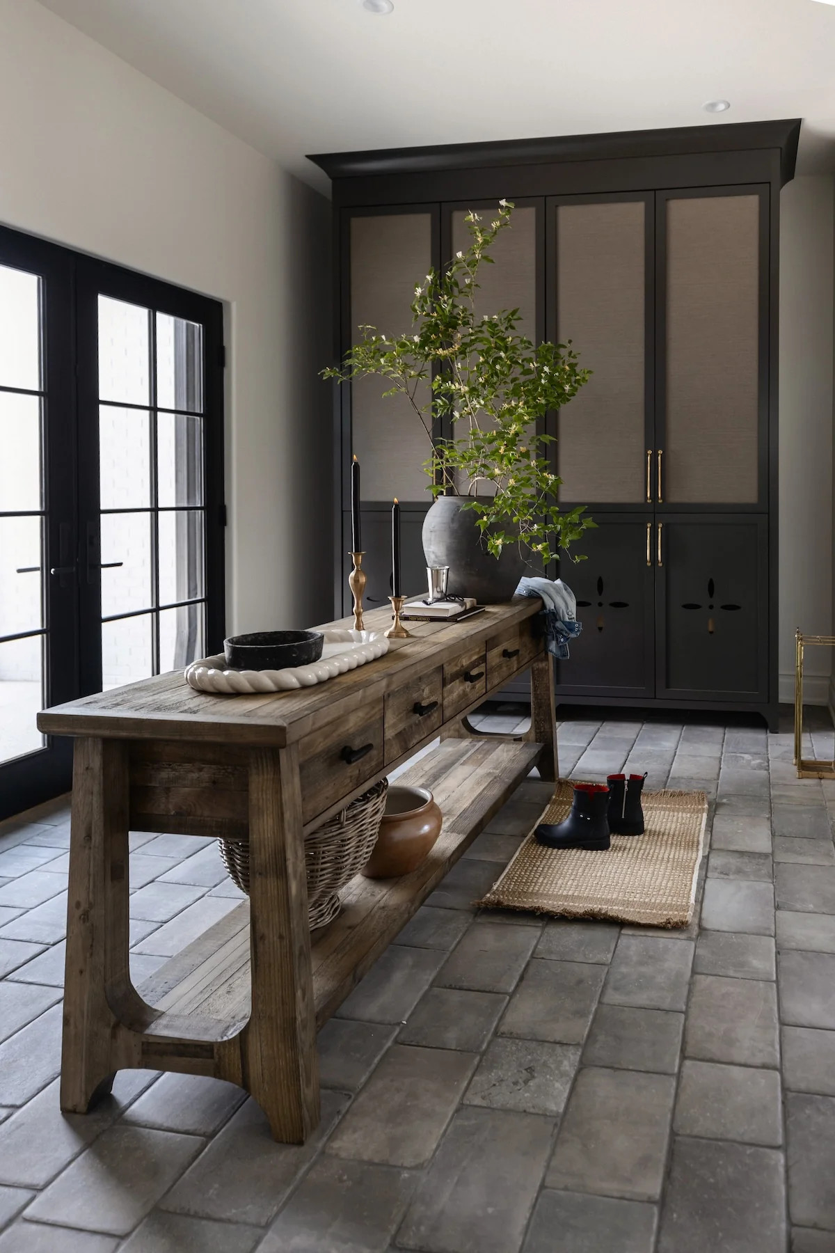 Talladega Console Table | THELIFESTYLEDCO