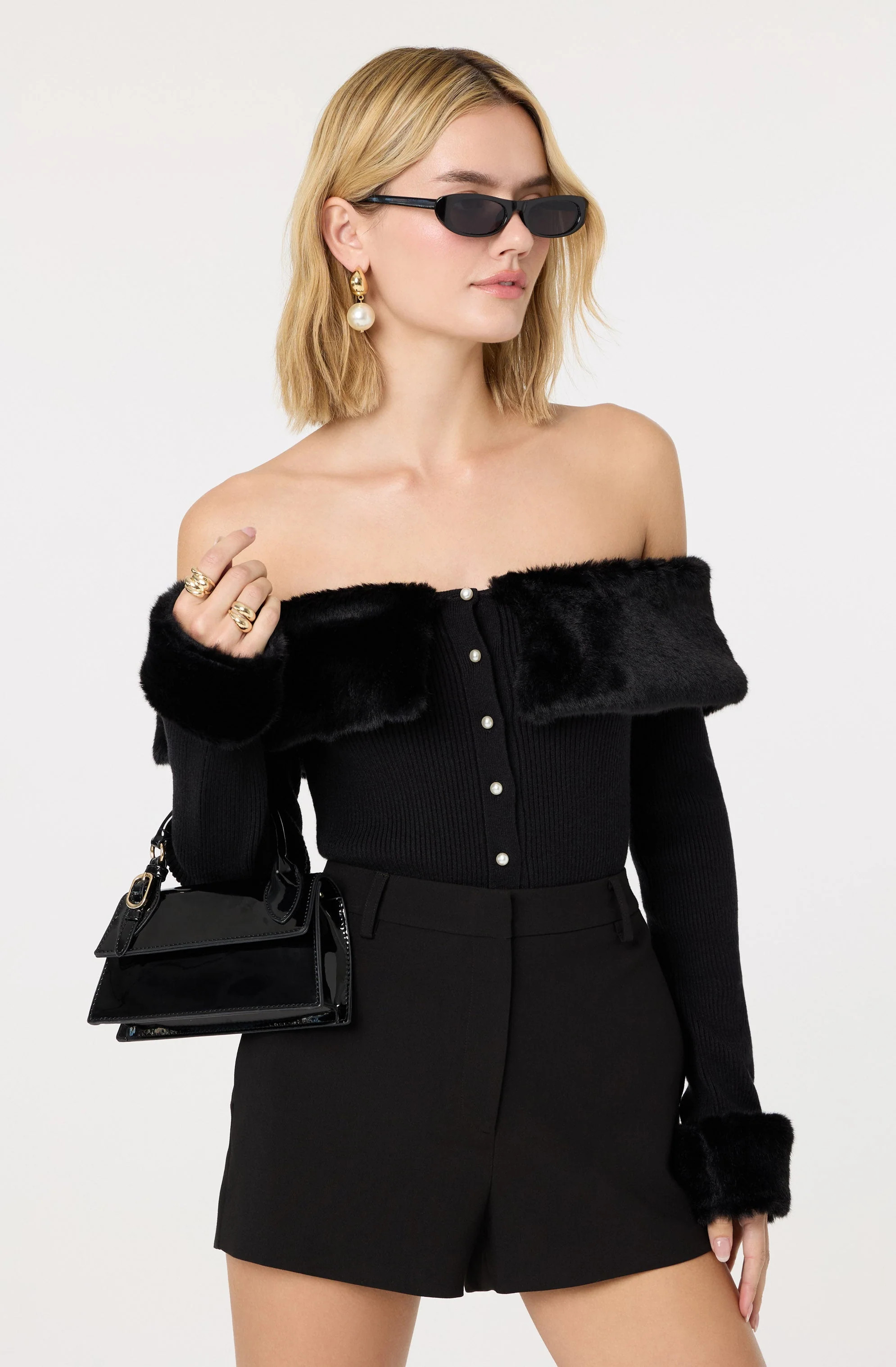 Tabathia Faux Fur Trim Sweater - Black / XS | ASTR The Label (US)