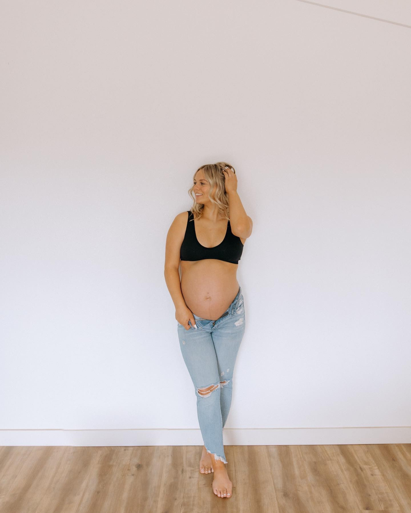 maturity pics outfit insp 



#LTKBaby #LTKFindsUnder50 #LTKBump