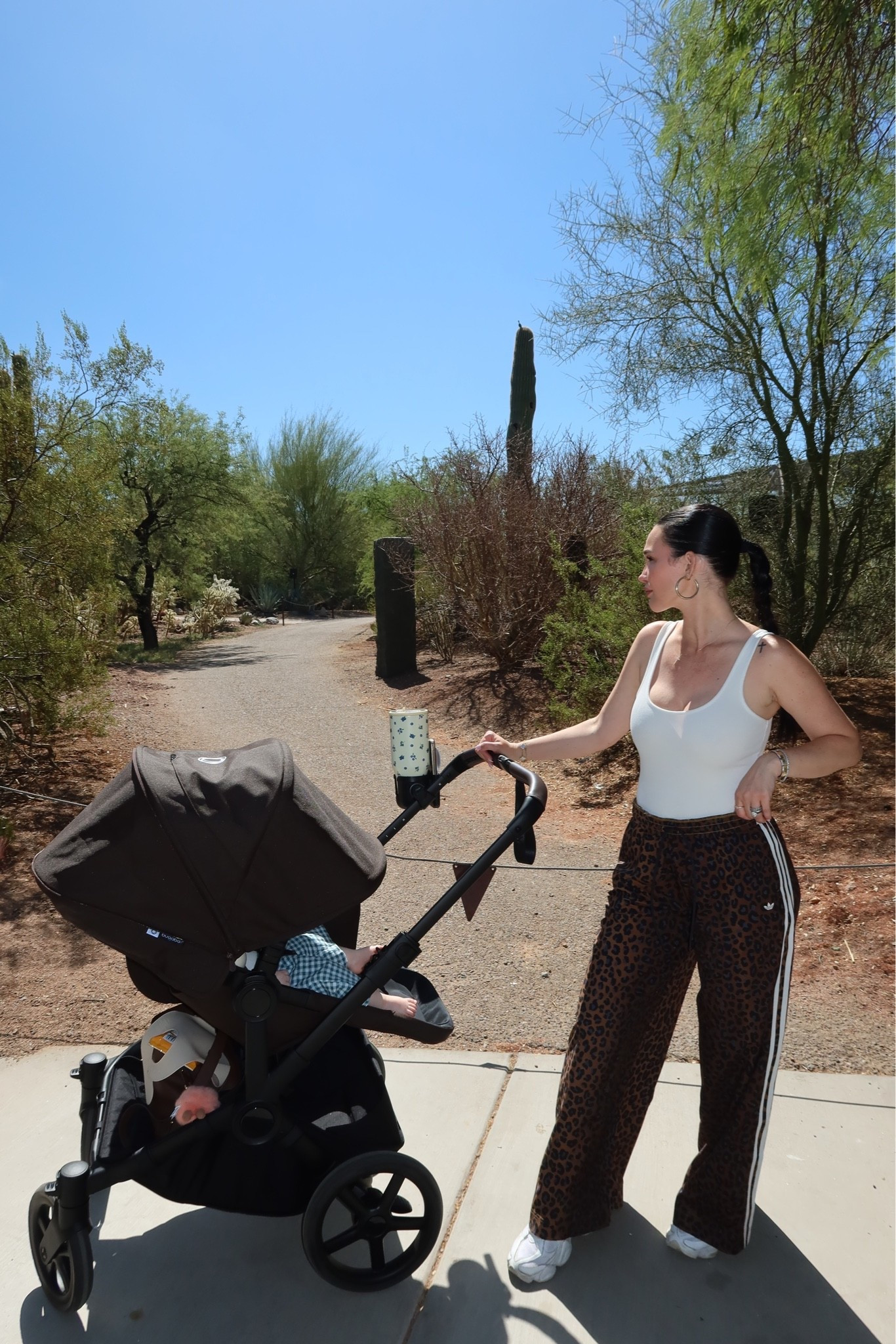 slick backs and walks all summer!



Mom, Mom Life

#LTKdayinmylife #LTKootd #LTKmomlife