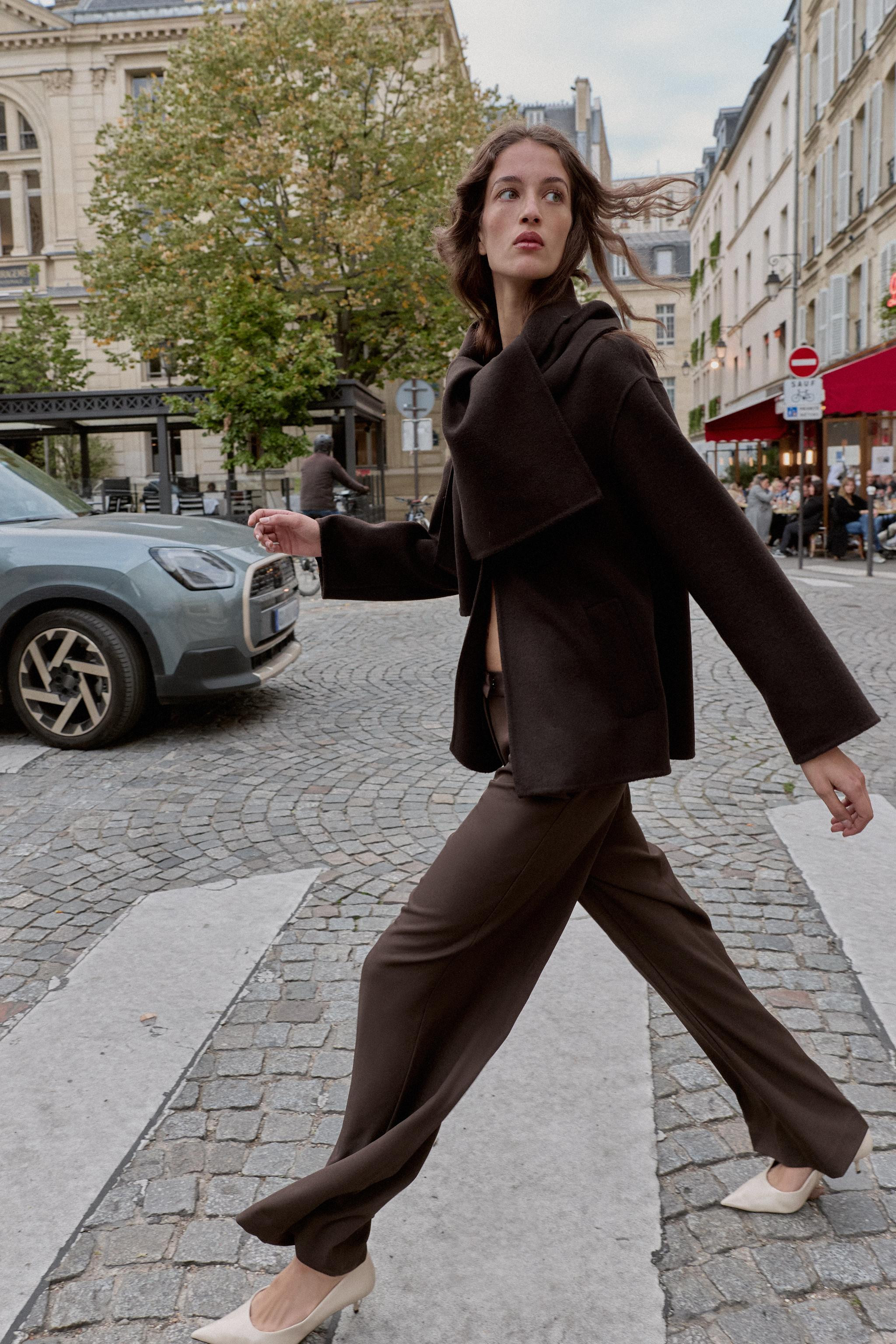 SHORT WOOL COAT WITH SCARF | Zara UK