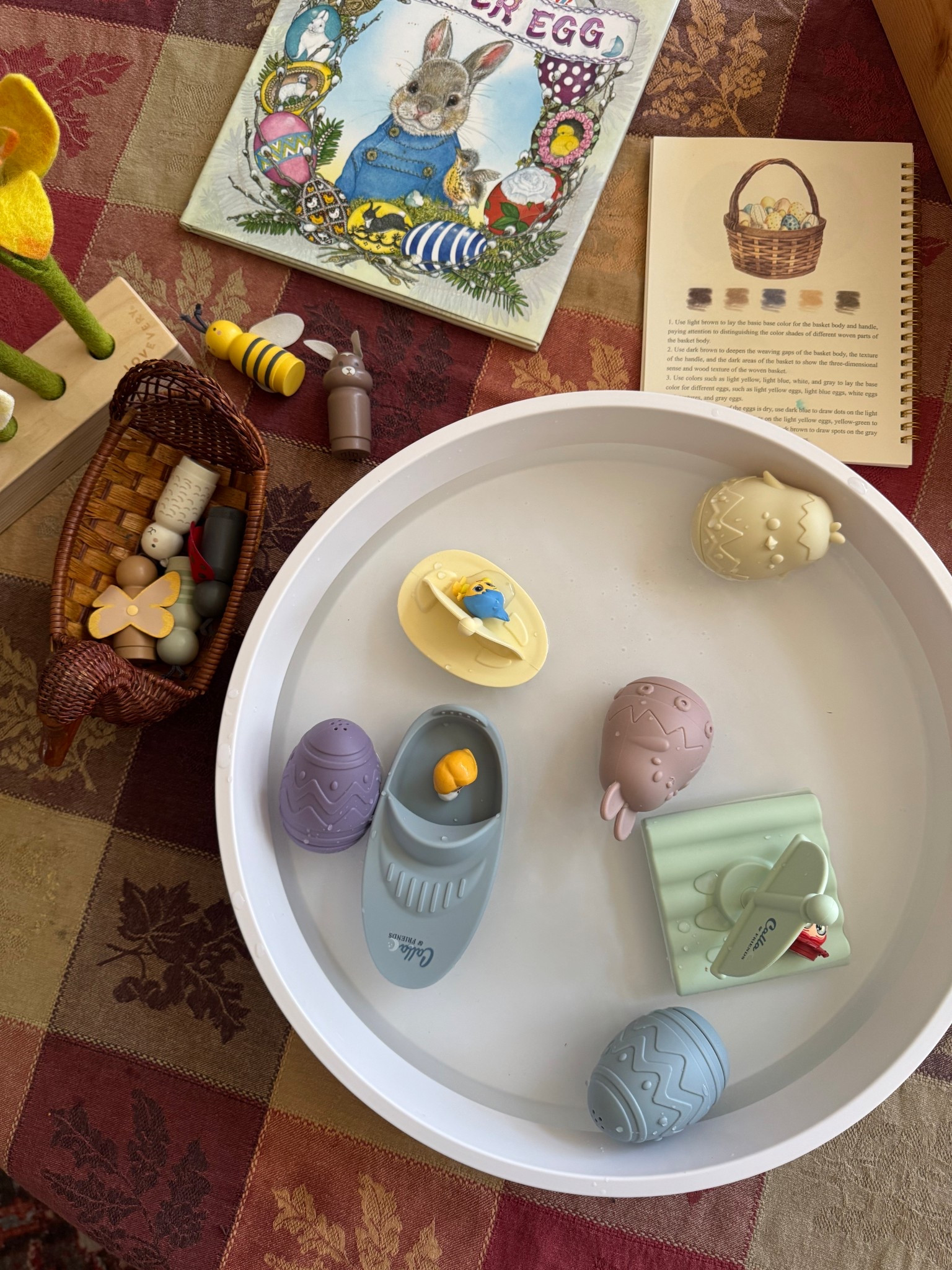 We used the cutest silicone eggs and boats from Calla & Friends to create a fun little water play setup! Hiding tiny surprises inside made it even more exciting.

I love activities like this that encourage imagination, exploration, and hands-on play. PLUS these bath toys are the perfect addition. With mold free, and food grade silicone, keeping your little healthy and safe! 

#CallaAndFriends #moldfreebathtoys #easterbasket #eastergifts #easter