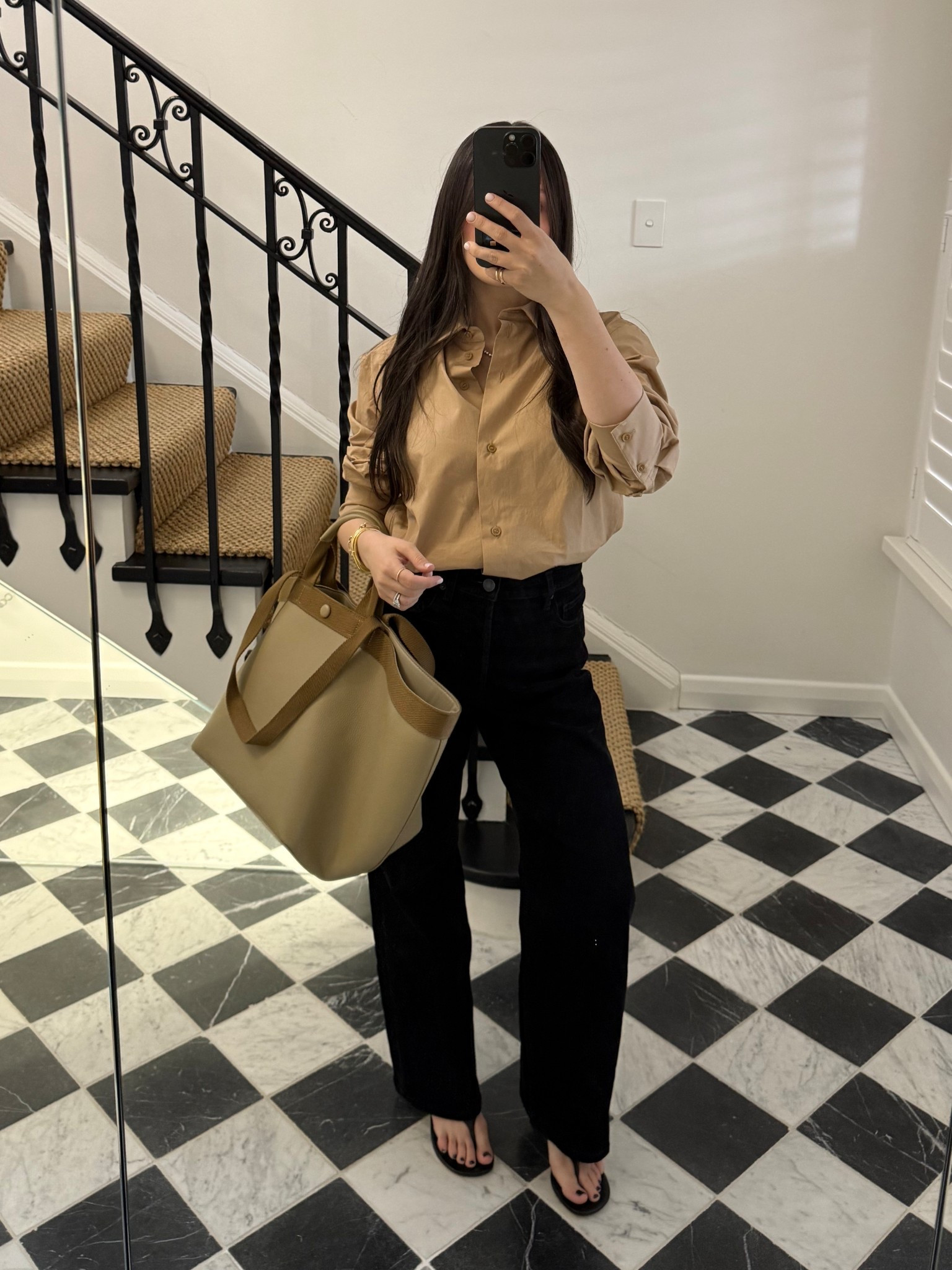 Shirt: 6
Jeans: 26
Shoes: 6 (true to size)

#LTKspring #LTKworkwear #LTKaustralia