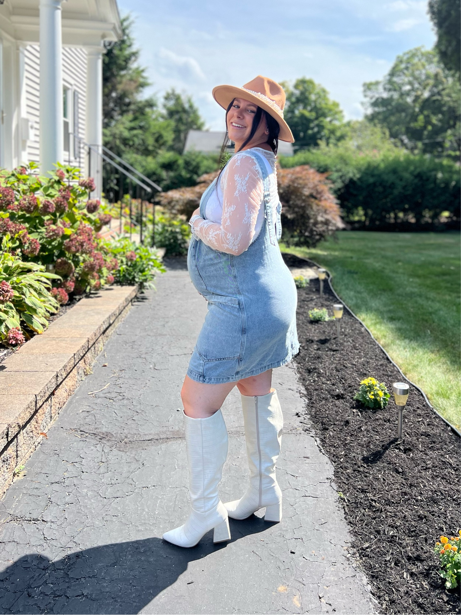 Save on this dress with code PRINCESSDEB1425 

#LTKSeasonal #LTKFallSale #LTKBump