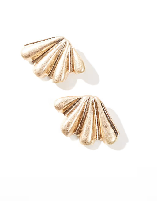 ASOS DESIGN stud earrings with wave detail in brushed gold tone | ASOS (Global)