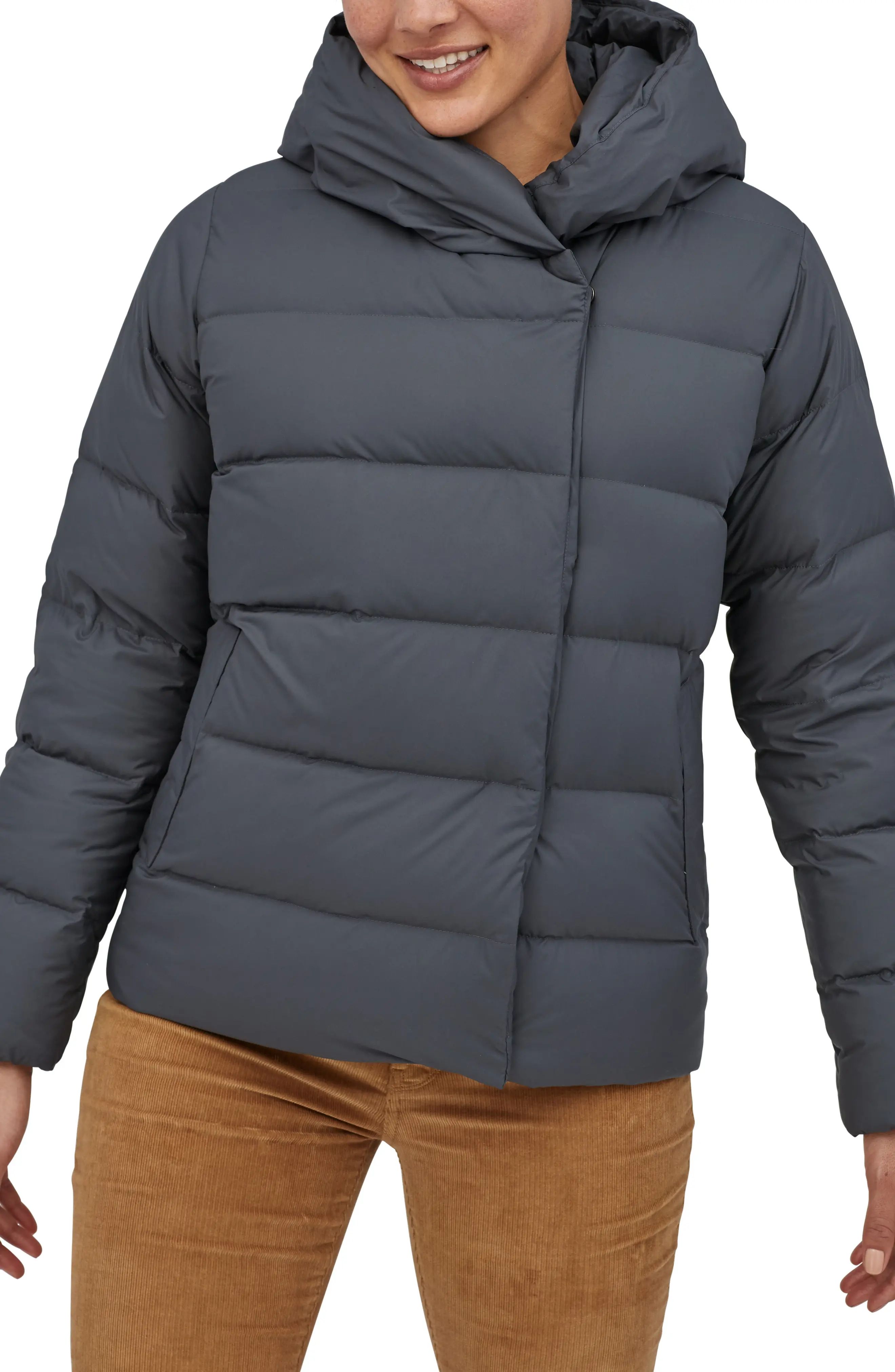 Women's Patagonia Arctic Willow 700 Fill Power Down Puffer Jacket, Size Medium - Blue | Nordstrom
