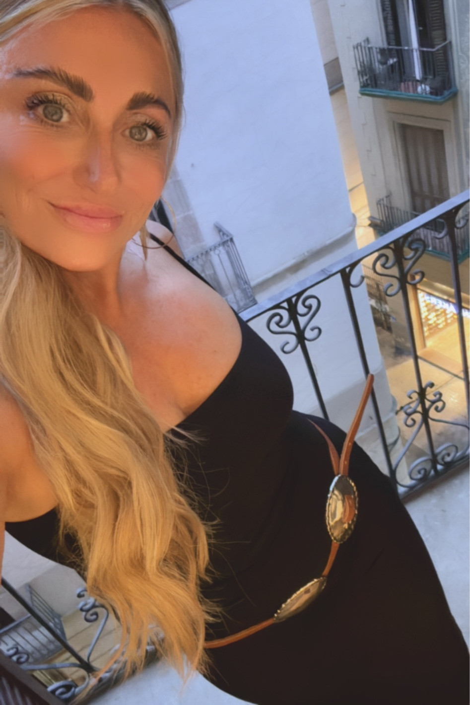 The best Skims dress size small with a chunky belt and cute sandals! Perfect for exploring Spain💗💗 

#LTKTravel #LTKShoeCrush #LTKBump