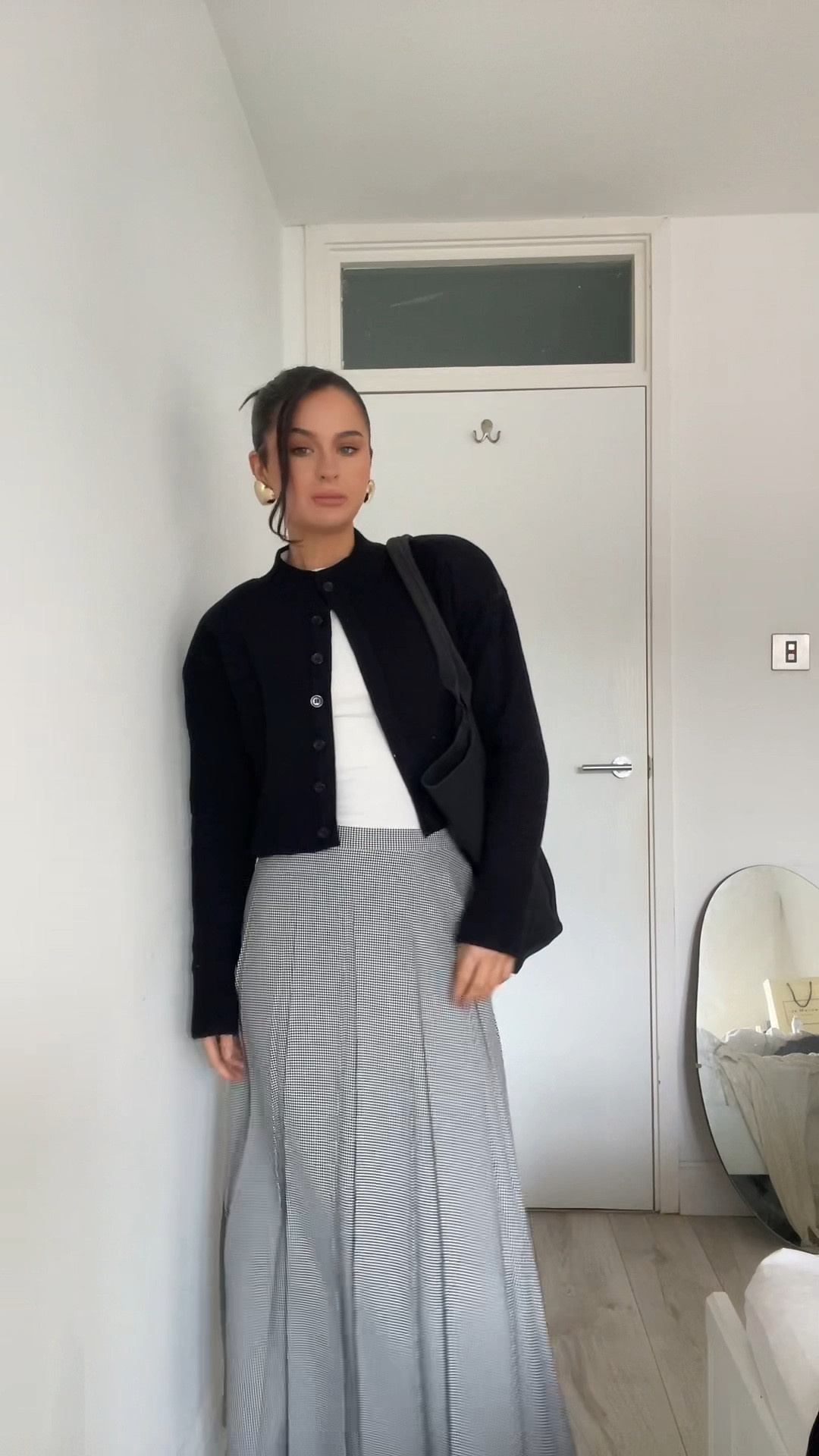 Day 16/30 

Zara basic top (worn backwards linked a boatneck top) 
Skirt is from vinted 
Zara cardigan 
New balance 550 

#LTKstyletip #LTKshoecrush #LTKfindsunder50