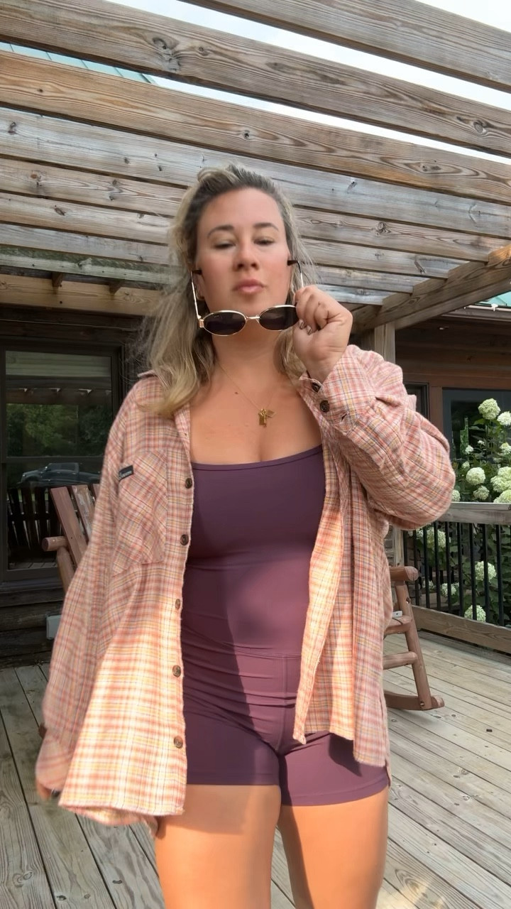 This purple color is perfect for now and fall 🥰🥰🥰 wearing medium, and xs in oversized flannel! 

Mom style. Athletic wear. Sports mom. Casual look. Fall look. Fall outfit. 

#LTKSeasonal #LTKActive #LTKxNSale