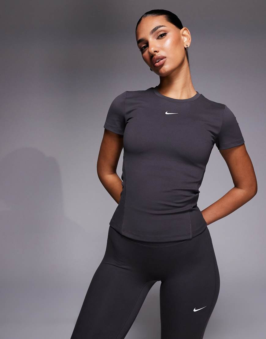 Nike Training One fitted short sleeve top in grey | ASOS (Global)
