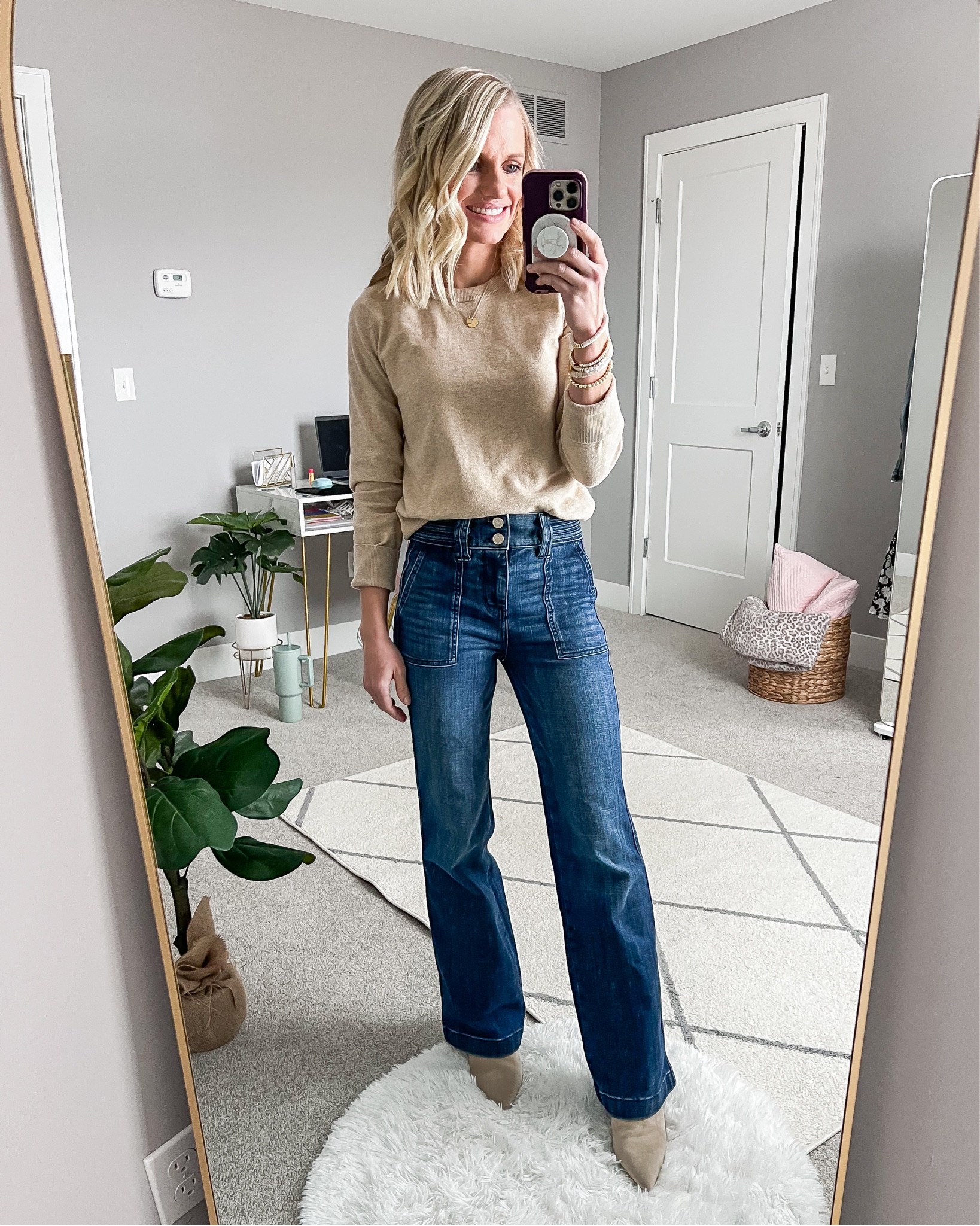 What I wore this week!
Sweater- small
Jeans-0/short


#LTKSeasonal #LTKstyletip #LTKover40