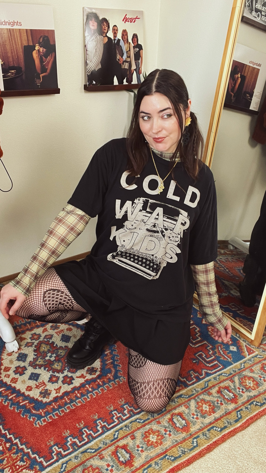 Break out the band tees 🙌

This is your reminder that being 30+ doesn’t mean giving up your band tees or toning down your style.

You don’t have to outgrow your aesthetic, you get to evolve it.

Consider this your soft grunge band tee outfit inspiration 🫶

#LTKMidsize #LTKootd #LTKgrwm