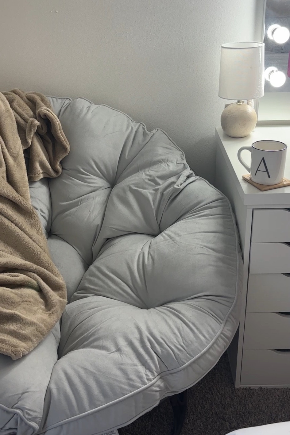 Recreate my cozy reading corner🍂


#LTKFallSale #LTKHome #LTKSeasonal