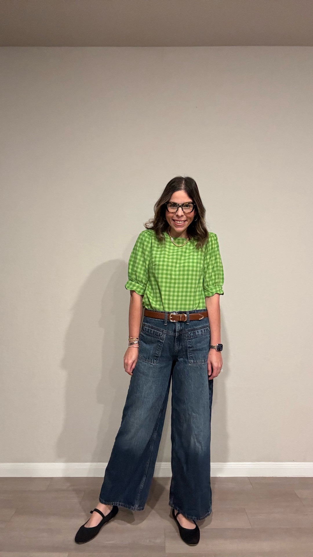 Just a mom making plaid and jeans feel cute again 💚
The gold necklace? that’s the trick to pulling it all together ✨

#LTKdayinmylife #LTKMidsize #LTKootd