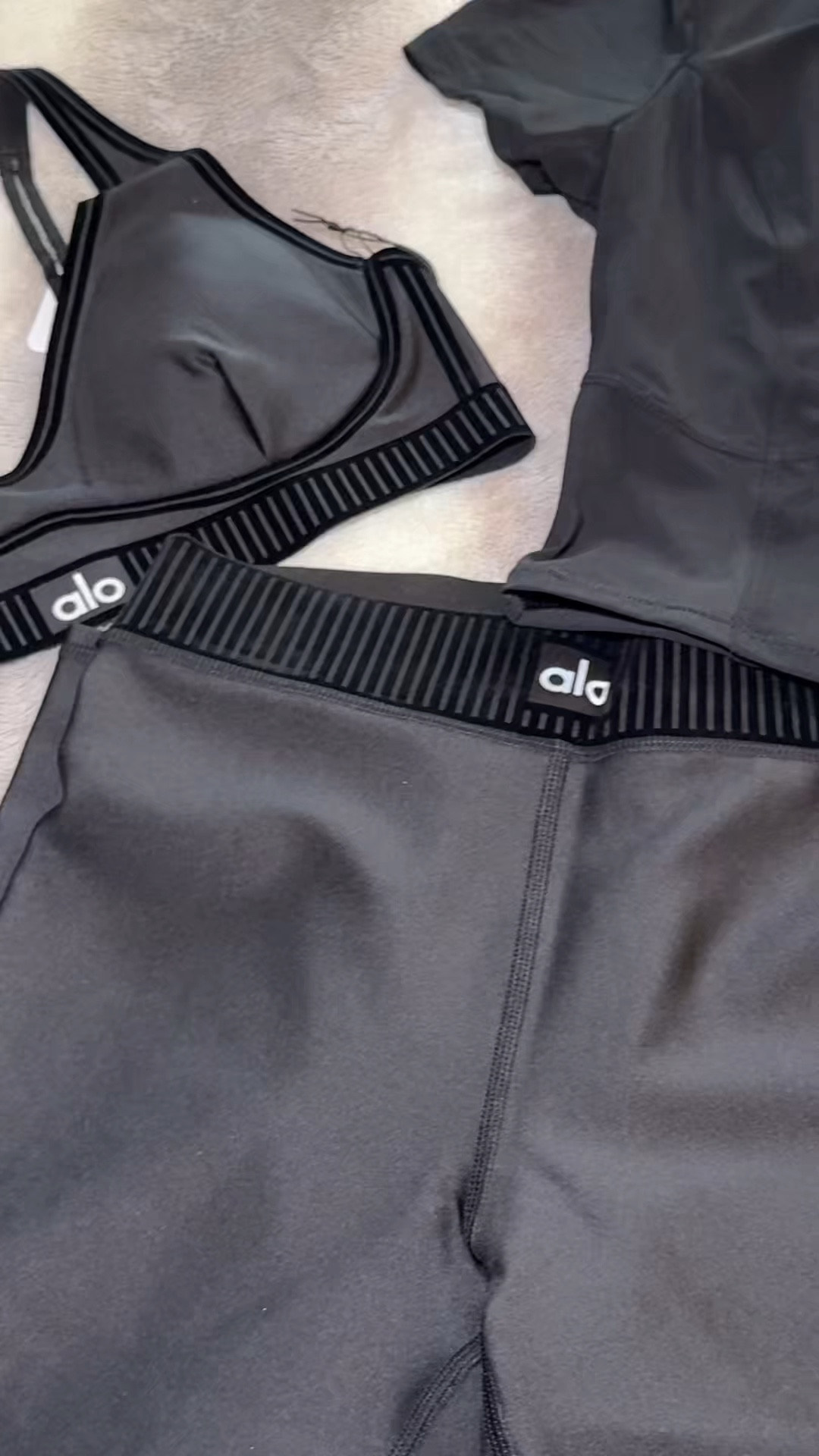 This Alo yoga set is perfect for my entry as a Pilates Princess 🤍 #alo #aloyoga #sitewidesale #pilatesprincees

#LTKHoliday #LTKActive #LTKCyberWeek