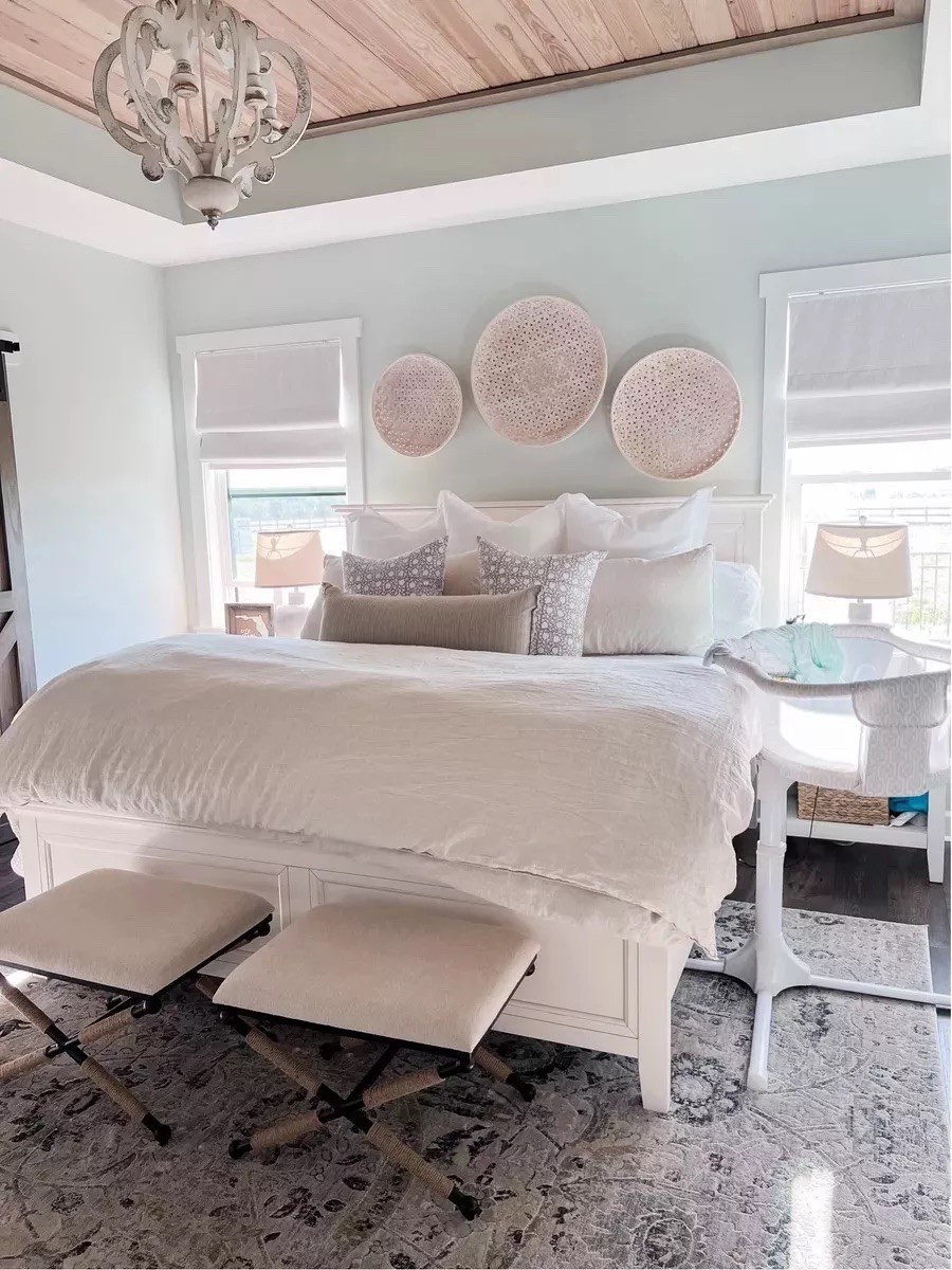 My end of bed stools are on major sale right now! Such a popular find - grab before they’re gone!



#LTKHome #LTKSeasonal #LTKStyleTip