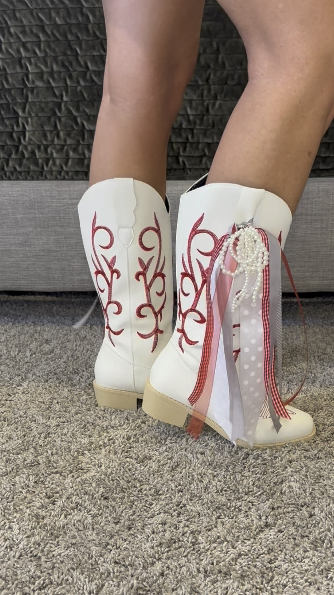 How cute are these game day boots😍Such an easy DIY! Get this entire look for less than $30! 



#gameday #gamedayoutfit #bama #boots #accessorize #collegefootball 

#LTKShoeCrush #LTKSeasonal #LTKStyleTip