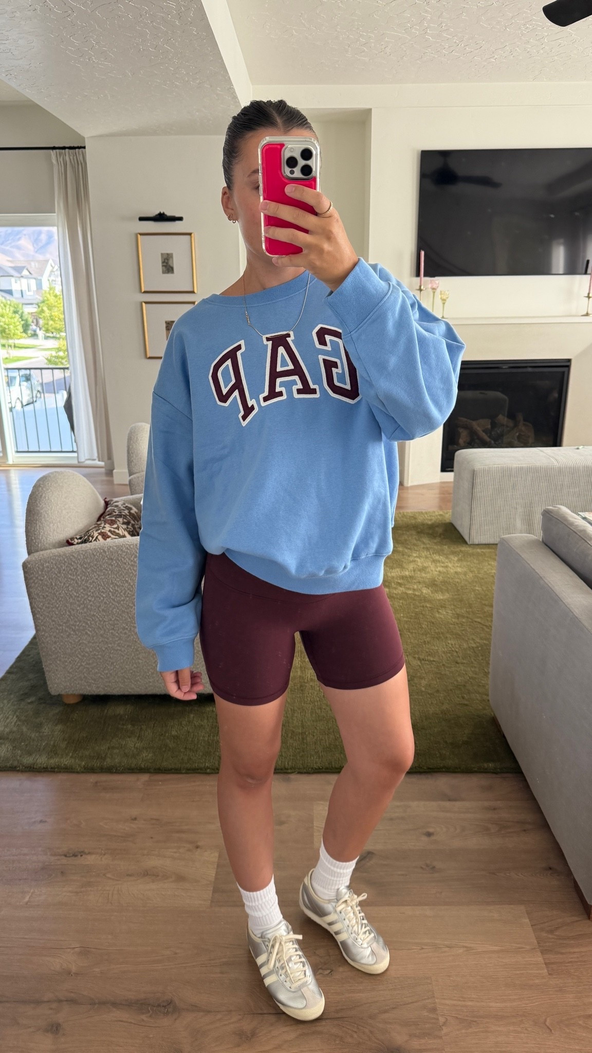 Wearing a large in the gap crewneck! Extra 15% off with “GFFRIEND” 🩵

#LTKootd #LTKmomlife #LTKBump