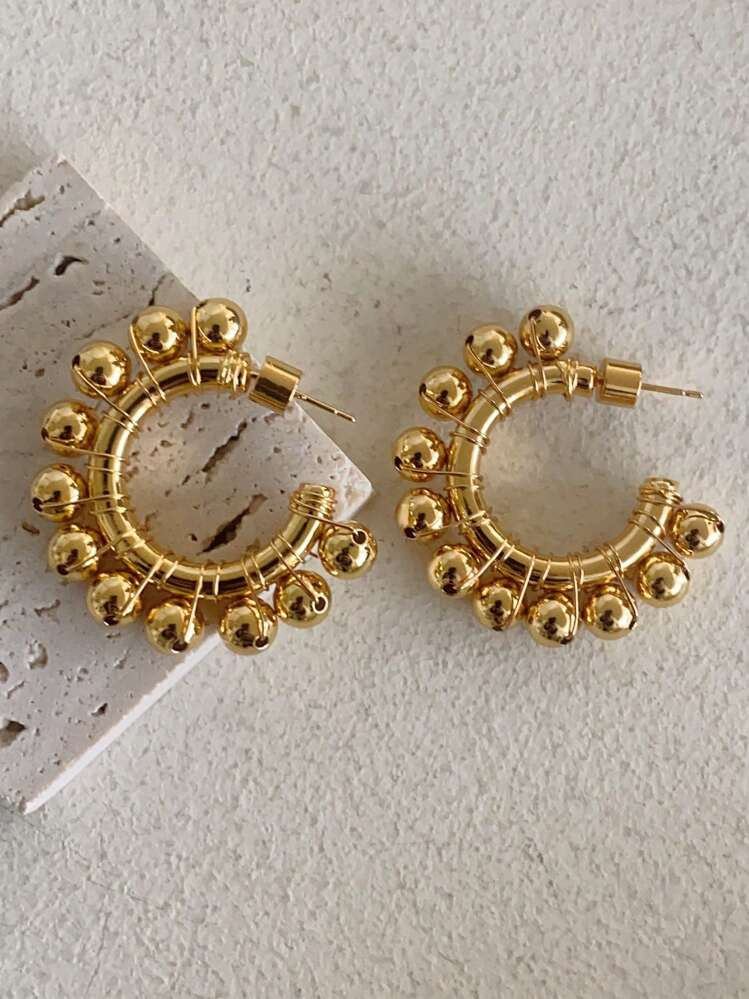 French Vintage Spanish Niche Design Exaggerated Fashion Beaded C Hoop 18k Gold Plated Earrings | SHEIN