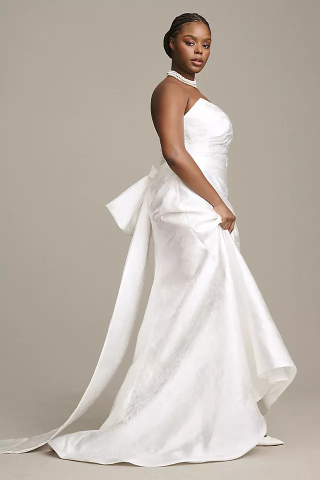 Wtoo by Watters Callahan Sweetheart Draped Jacquard Column Wedding Gown By Watters in White Size 6 | Anthropologie (US)