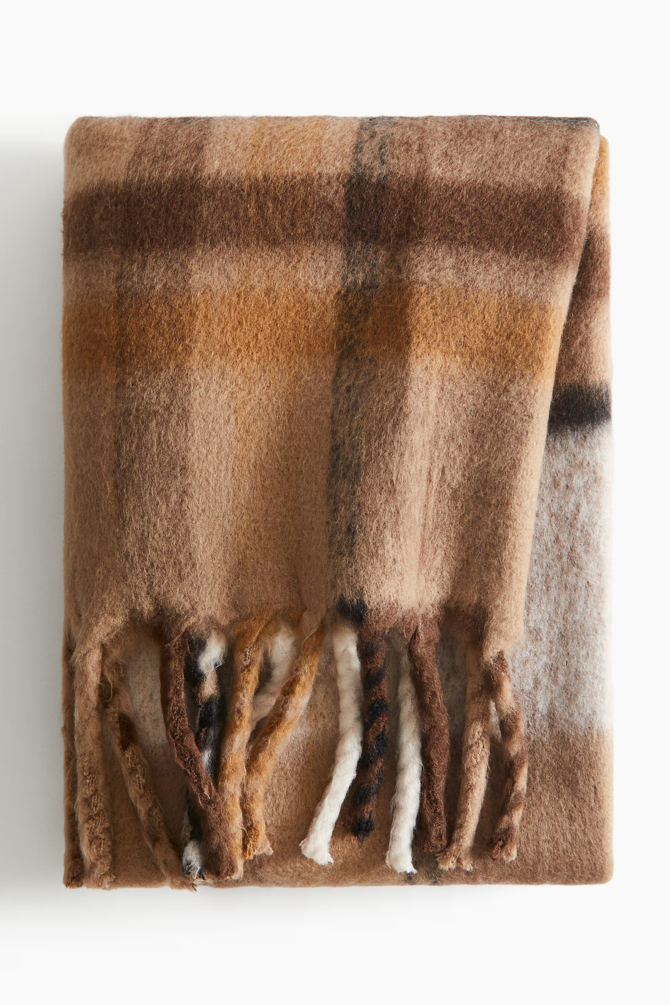 Patterned blanket | H&M (UK, MY, IN, SG, PH, TW, HK)
