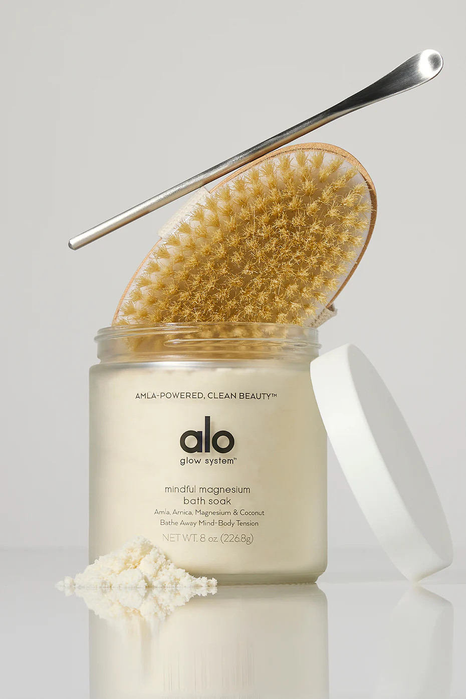 Alo YogaÂ® | Mindful Magnesium Bath Soak, Size: 8 OZ | Alo Yoga (US)