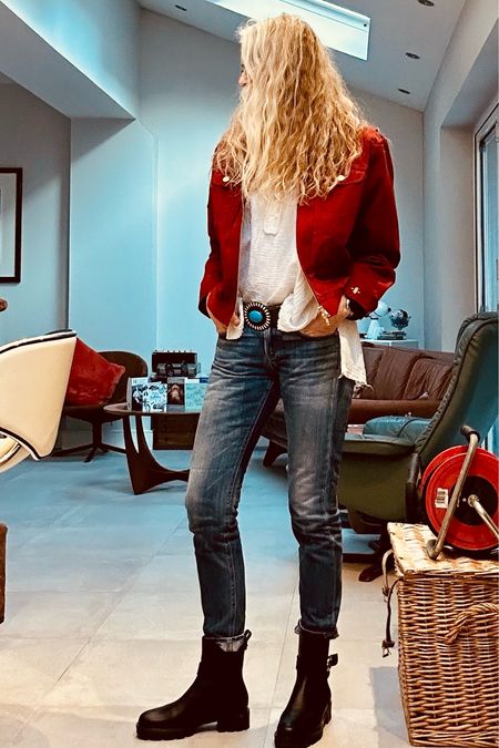 Boyfriend jeans never get old! Pair with high ankle Chelsea boots and a wrangler red denim jacket over a white shirt for max autumn impact! 
#boyfriendjeans #denim #styleover50 #longlegs #tallgirls

#LTKworkwear #LTKSeasonal #LTKstyletip