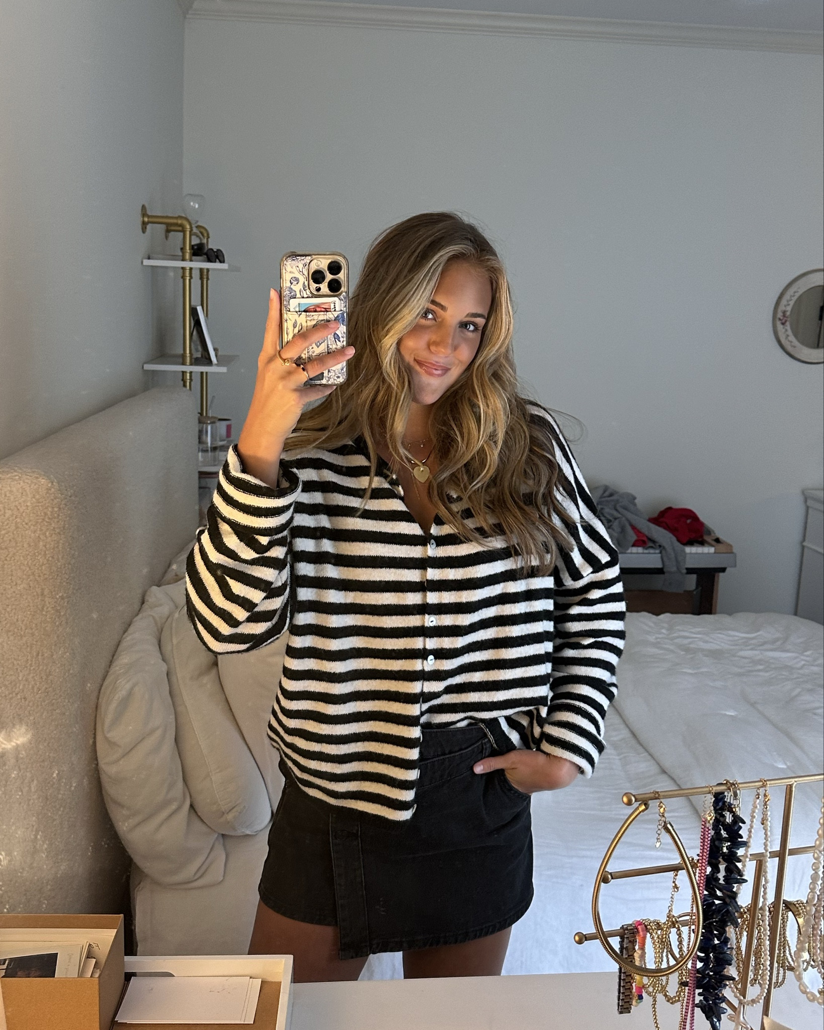 I cannot stop wearing this sweater! It’s perfect for the weather change and goes with everything! 

#LTKStyleTip #LTKWorkwear #LTKFindsUnder100