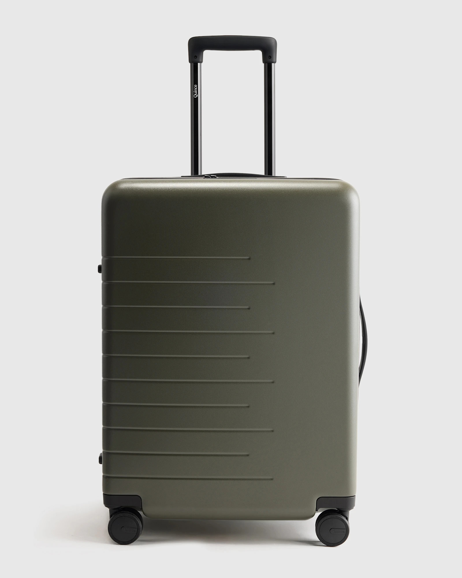 Quince | Expandable Check-In Hard Shell Suitcase 24"" in Tan, Polycarbonte | Quince