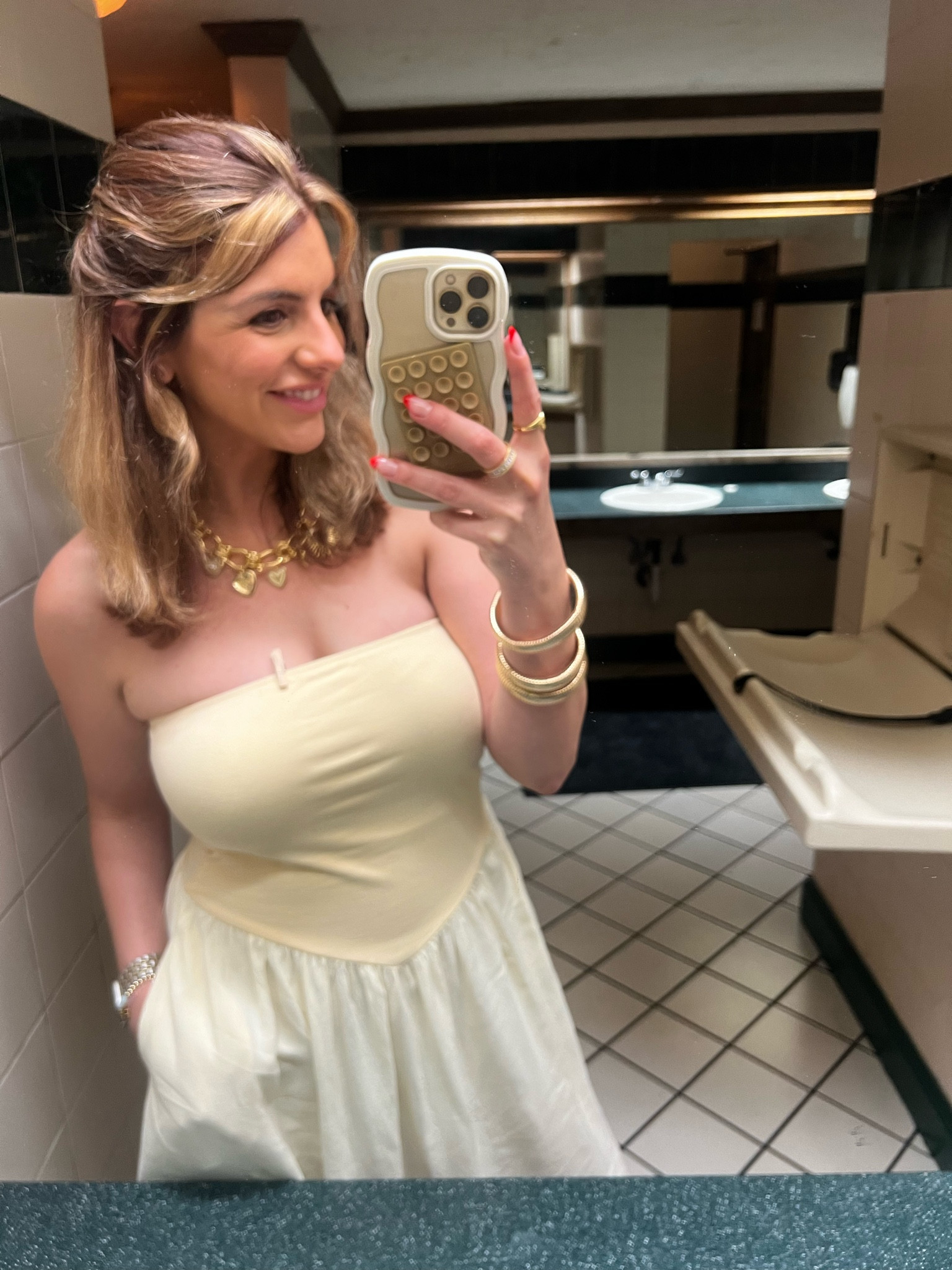 Amazon fashion, fall outfit, dress, Amazon dress, Jewlery, chunky necklace 

#LTKStyleTip #LTKFindsUnder50 #LTKBump