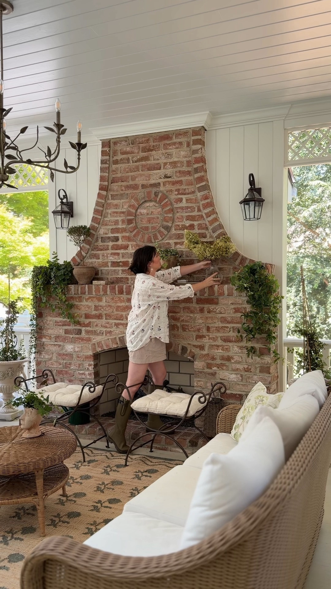 #AD Pull up a seat in the greenest room of the house! the color scheme: plants. The foundation: a few really good @wayfair finds. 

#wishyouwerehere #outdoor #Wayfair #WayfairPartner