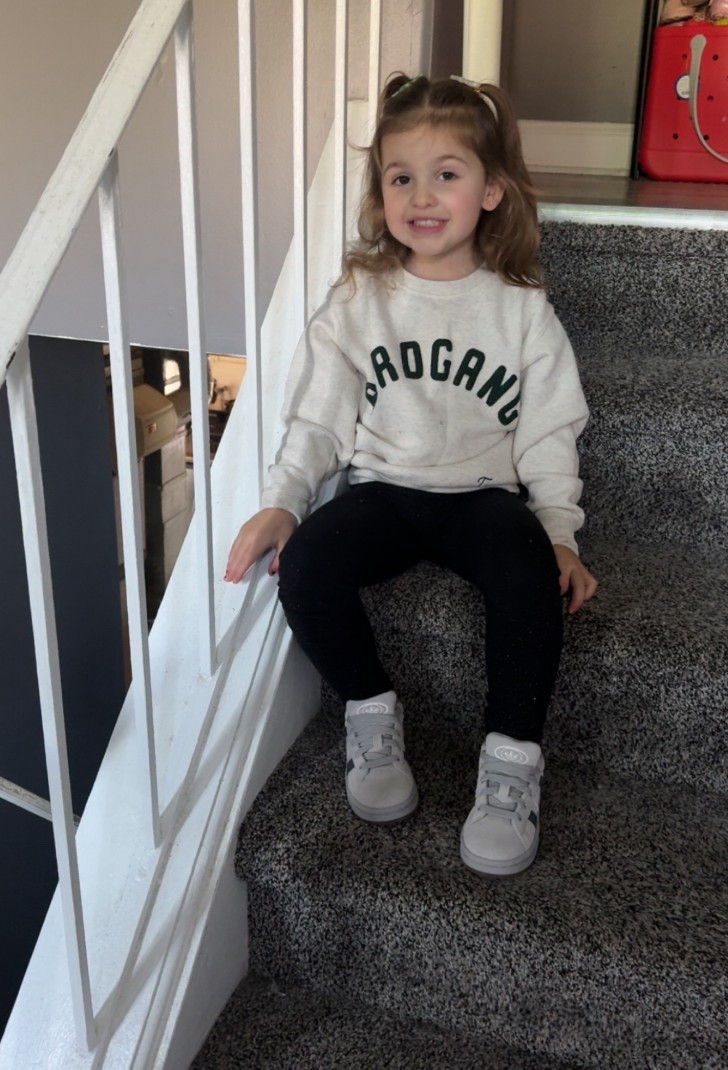 Playoff ready 


#LTKKids #LTKootd #LTKmomlife