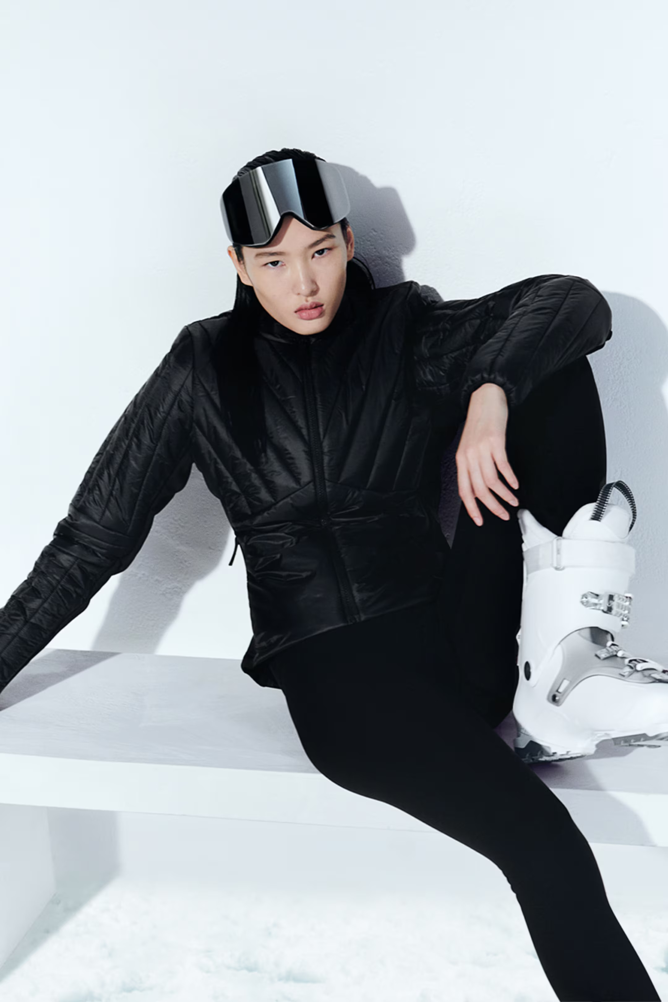 Insulated Mid-Layer Jacket - Black - Ladies | H&M CA | H&M (US + CA)