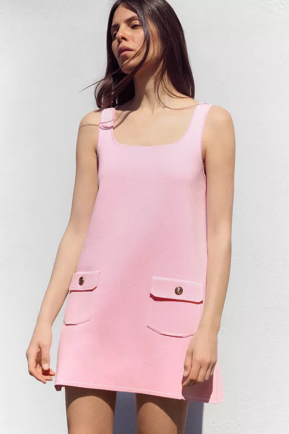 Dress with a straight neckline and wide straps. Front patch pockets with flaps.Pink | 4192/054/62... | Zara US
