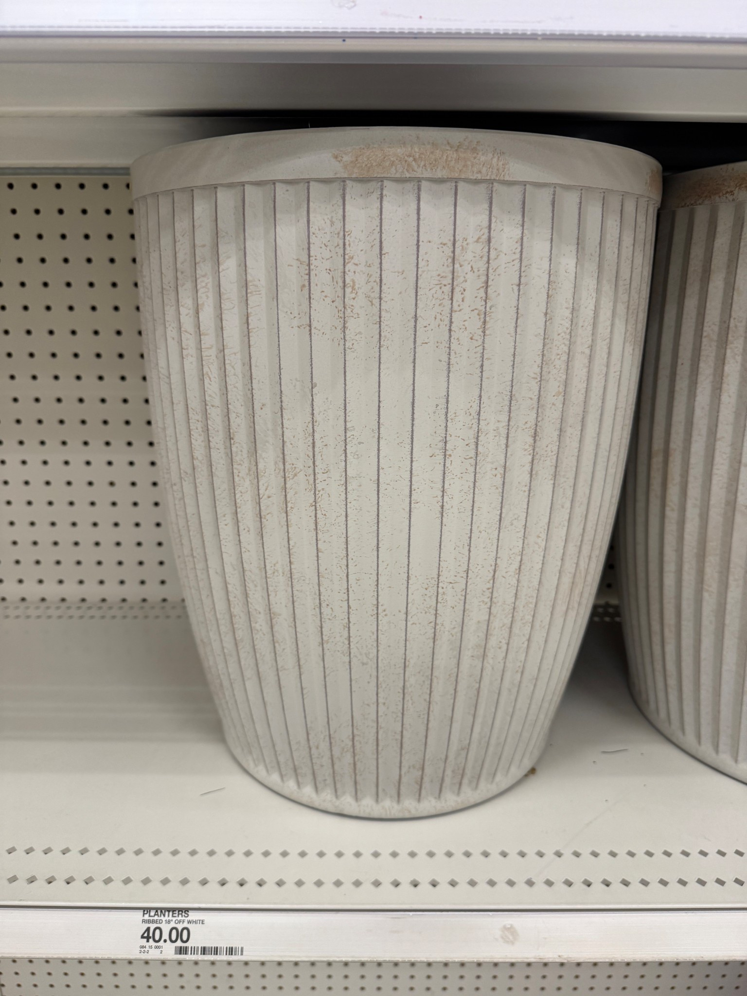 These faux concrete planters look so realistic but are lightweight and durable! Use them for plants but also use them to store water guns and other pool toys on your pool deck!



#LTKHome #LTKKids