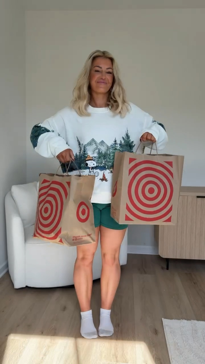 Targets fall clothes is so flipping cute!!! I need it all! 



#LTKStyleTip #LTKFindsUnder50 #LTKSeasonal