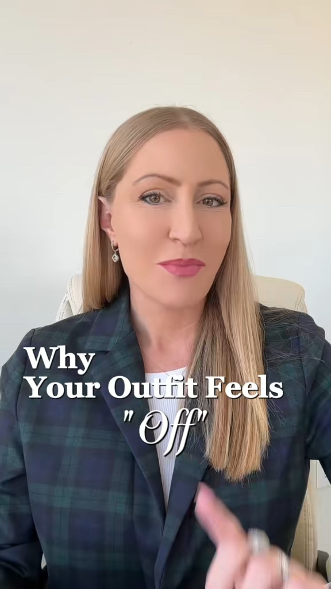 Most outfits don’t fail because of your body — they fail because of imbalance.
If everything is loose, it feels unfinished.
If everything is structured, it feels stiff.
Polish comes from contrast.
Balanced outfits mix shape and softness intentionally.
⭐ AI styling inspiration shown for visual reference | Shop similar polished foundational pieces here. 

#styleover40 #polishedstyle #wardrobefoundation #timelessfashion #elevatedbasics #ltkstyle

#LTKOver40
