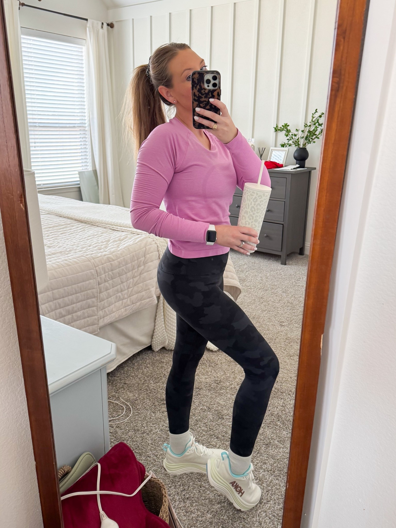 Fun and pink gym outfit for moms 💕💪🏼 #gymoutfit #workoutfit #hotmom #over30style #postpartumstyle

#LTKKids #LTKFindsUnder100 #LTKActive