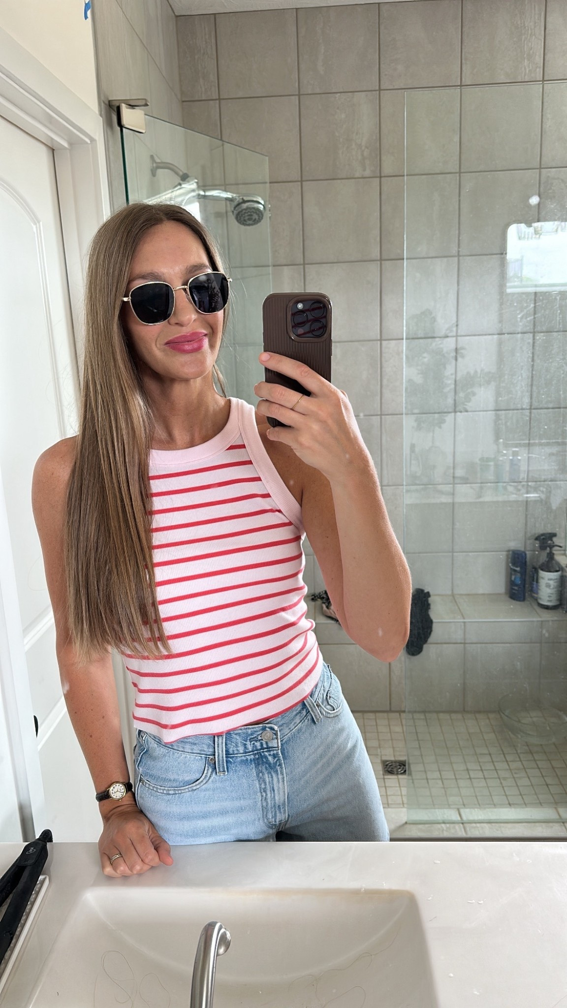 Another pair of sunnies from the men’s section! Love shape of these because the round looked too retro in the worst way for me. • 5’10” 140lbs // the perfect mom shorts: 28 (I’m a size 4/6)