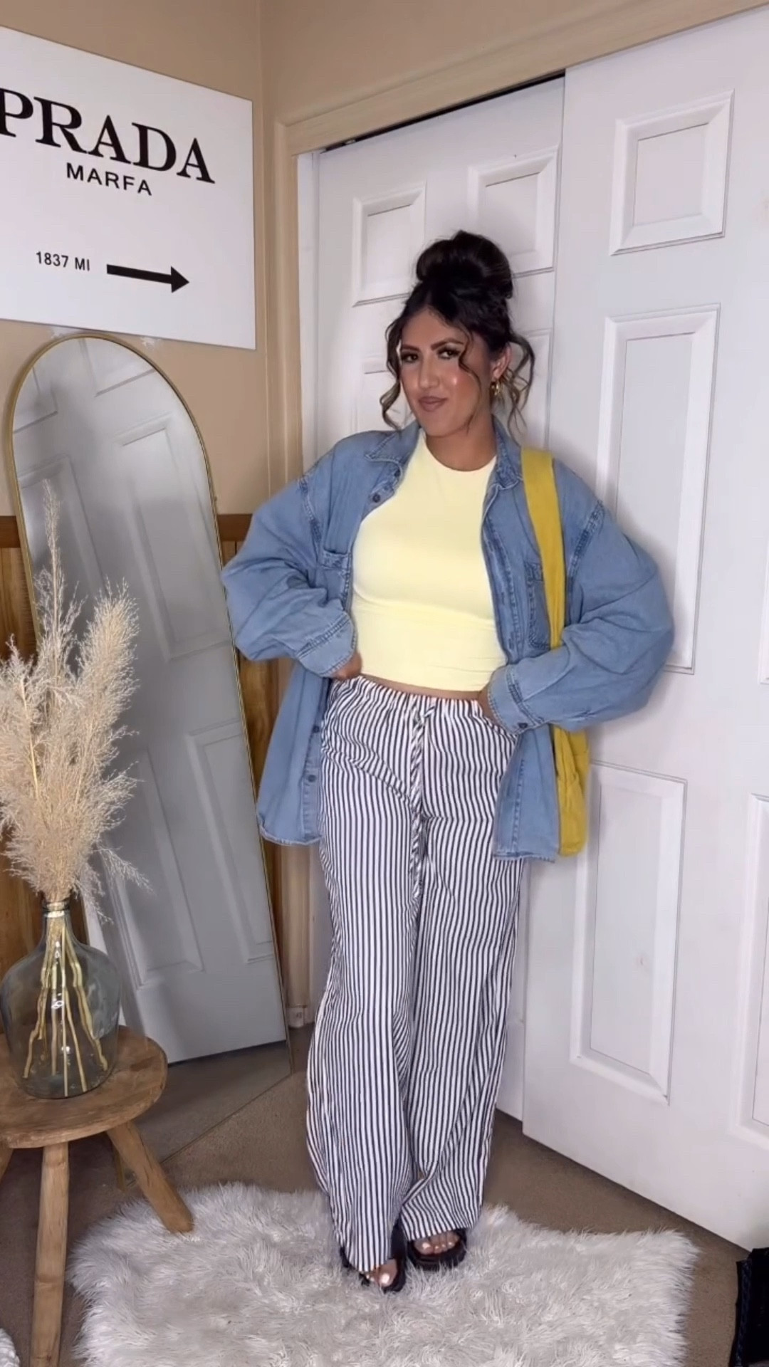 Catch me in lightweight clothes all szn long 💛🤌🏽