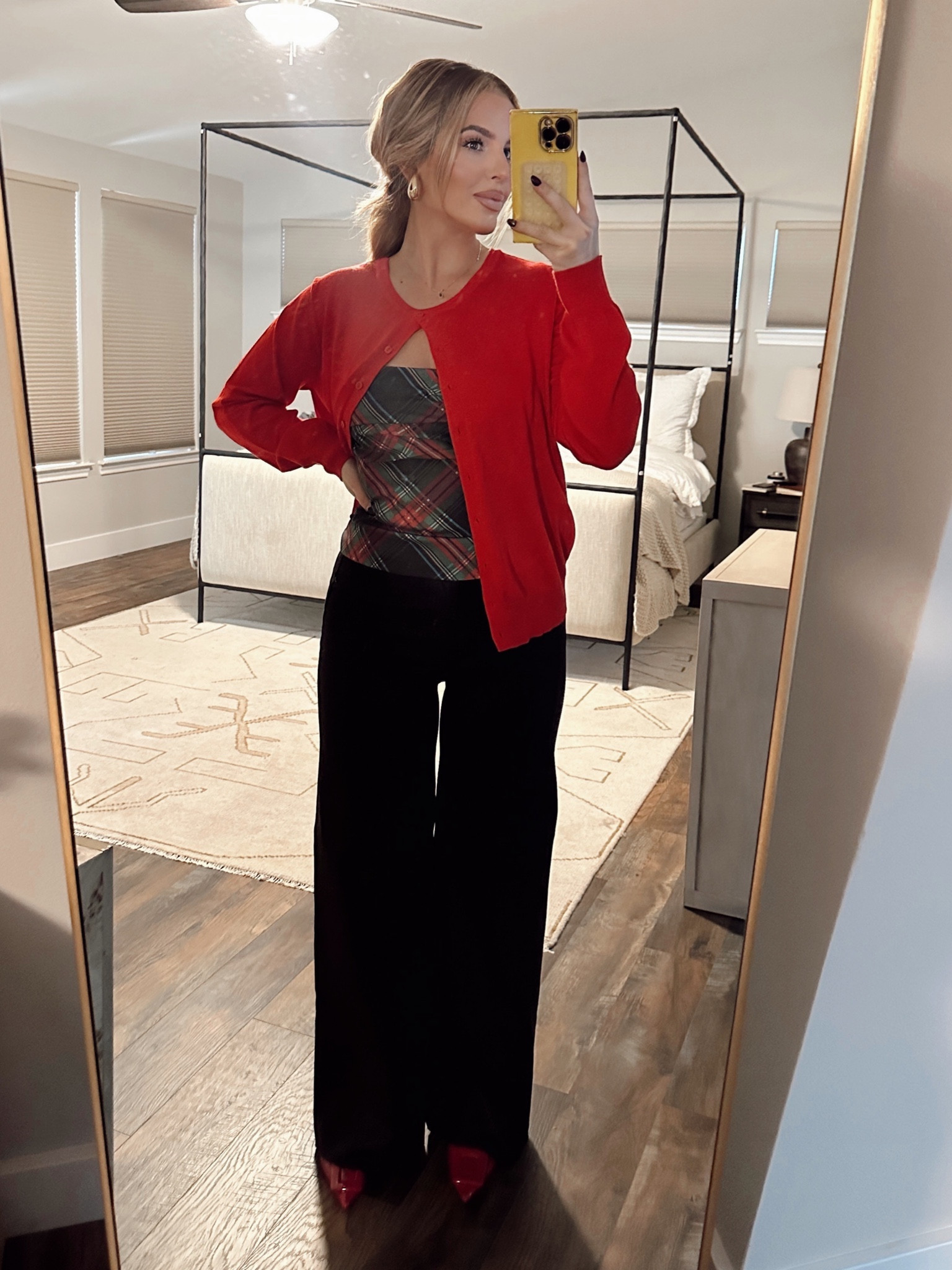 The perfect holiday outfit ♥️

#LTKHoliday #LTKSeasonal #LTKstyletip