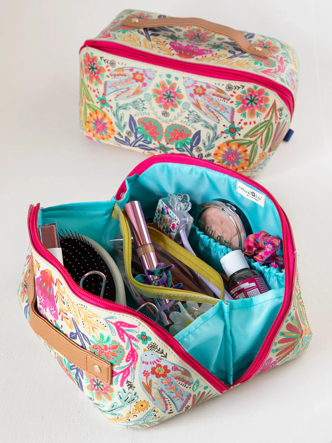 Travel Cosmetic Organizer - Cream Folk Flower | Natural Life