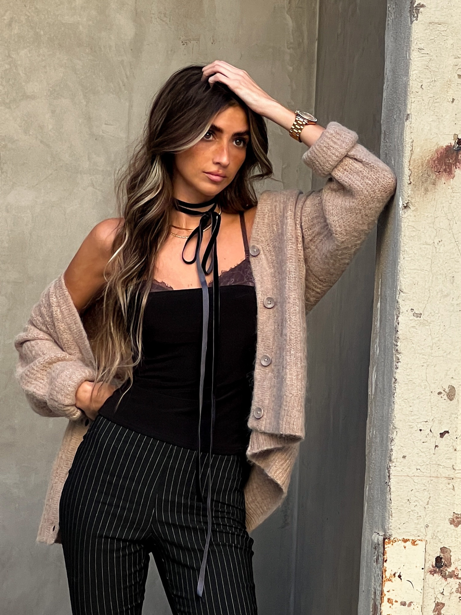 COPY & PASTE LINK for exact sweater: https://www.na-kd.com/en/products/wool-blend-oversized-v-neck-cardigan-beige-1100-007217-0005?utm_source=influencer_np&utm_medium=Tall_US&utm_campaign=charlyreyy

🖤 also I have a discount code “charly” that gets you an extra 30% off! 

#LTKaustralia #LTKstyletip #LTKtravel